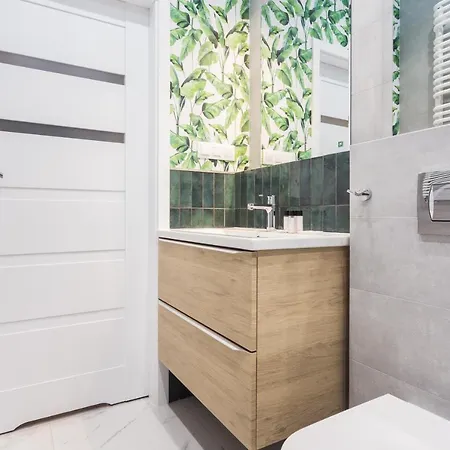 Of The Kings - Leaf Apartment Krakow