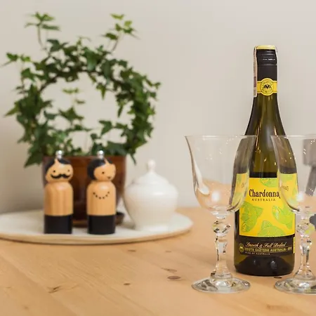 Of The Kings - Leaf クラクフ